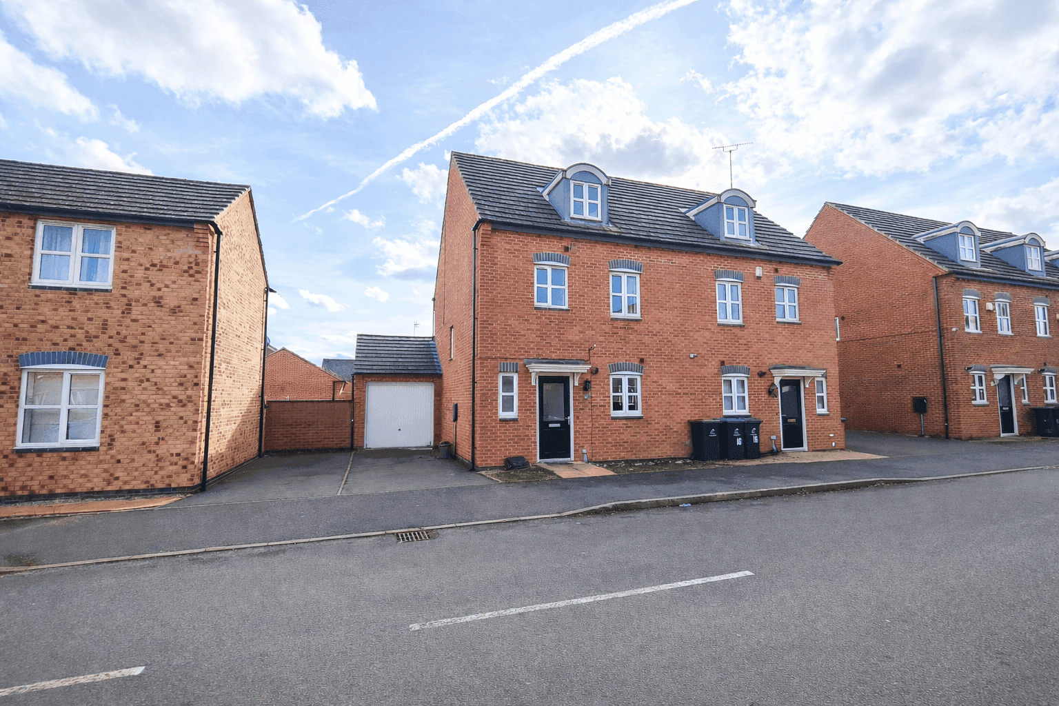 Dragoon Road, New Stoke Village, Coventry, CV3